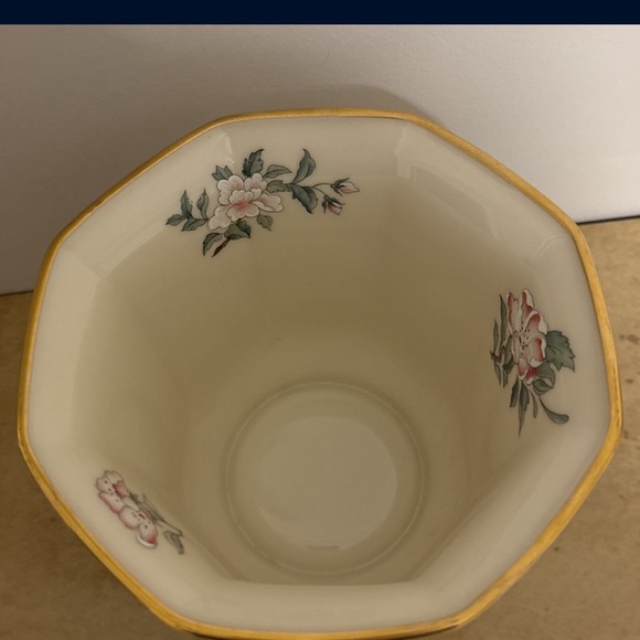 Lenox Cache Serenade Pot - Picture 3 of 4